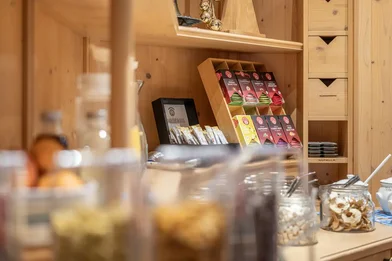 Breakfast buffet at Haus Gstrein, featuring a selection of teas and breakfast items